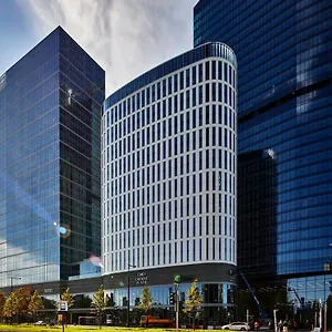 Express - - The Hub By Ihg ורשה
